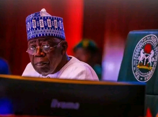 President Tinubu Meets New Service Chiefs